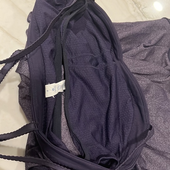 Lululemon Pure Focus tank top, size 4. - Picture 8 of 9